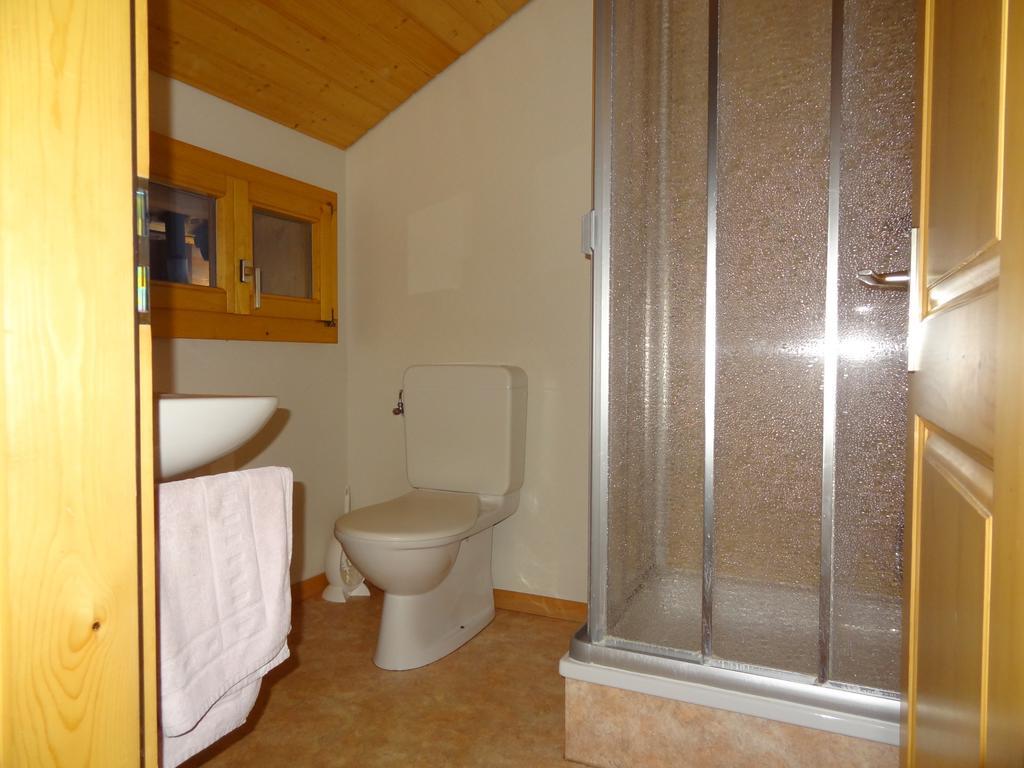 Helvetia Bed and Breakfast Troistorrents Buitenkant foto